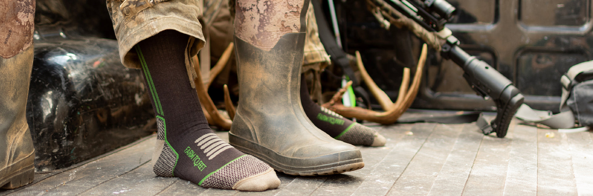 Hunt/Fish  Header Image Text Overlay