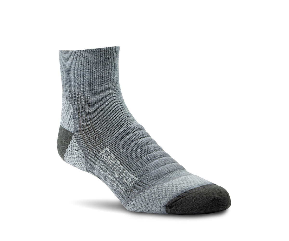 Men's Charcoal Fish Light Cushion Wool Socks